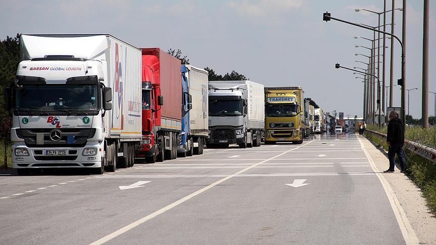 Bakan Pekcan, uluslararası ticarette yük taşımacılığına ilişkin alınan yeni kararları açıkladı