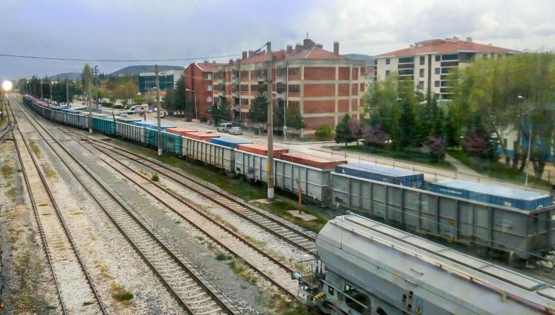 Türkiye’nin tek seferde en uzağa giden en uzun ihracat treni yolda