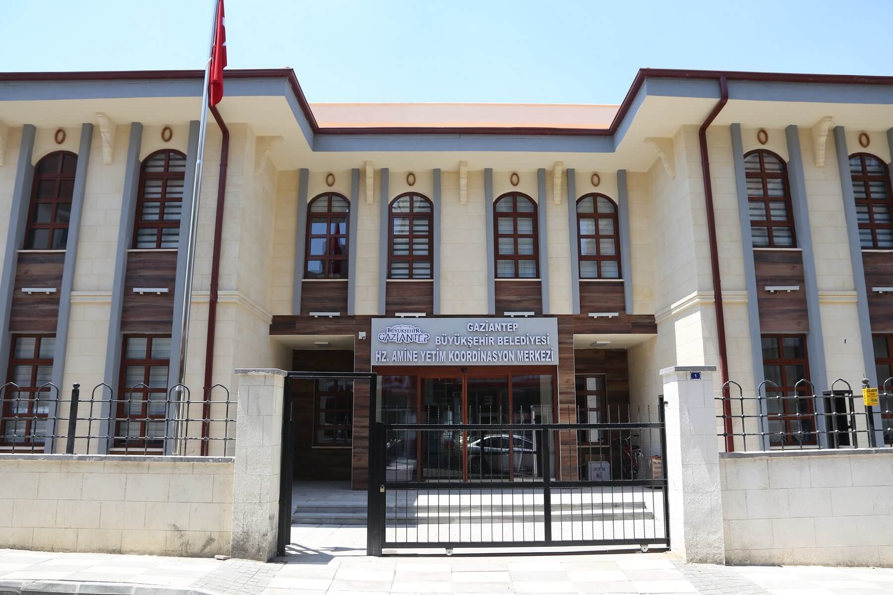 Büyükşehir, Bayram Öncesi 250 Yetim Çocuğun Yüzünü Güldürdü