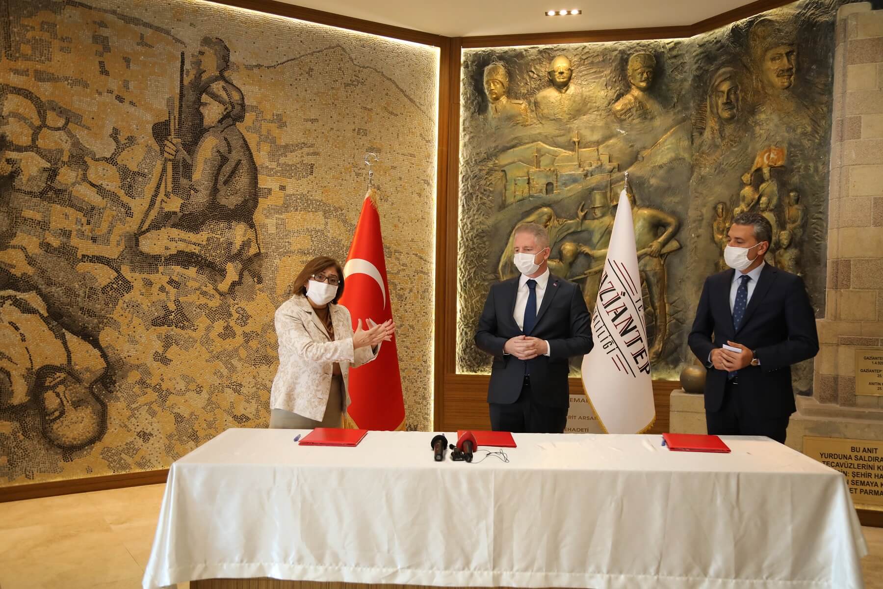 Büyükşehir’den 500 Okula 2 Milyon Tl Değerinde Hijyen Desteği