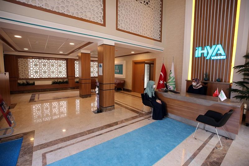 İhya Vakfı İslami İlimler Külliyesi Fatih’te açıldı