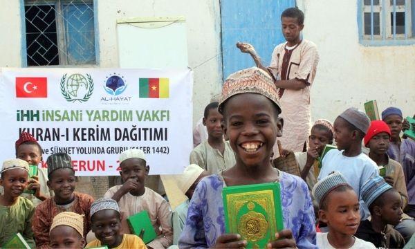 İHH’dan 7 ülkeye 25 bin Kur’an-ı Kerim