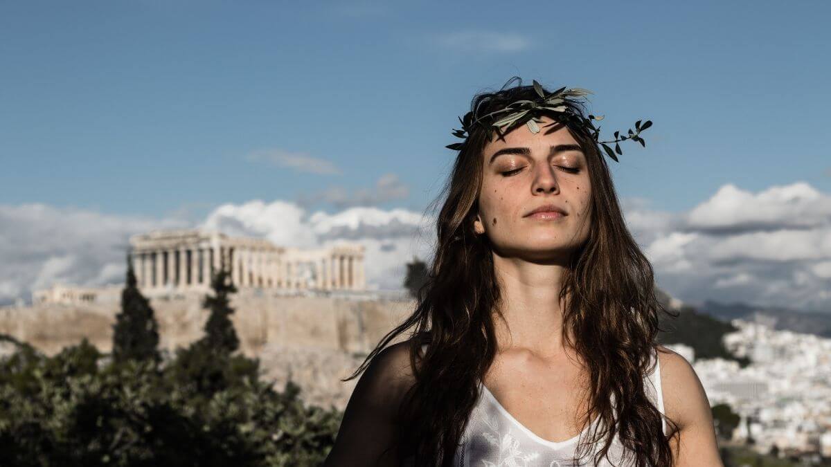 Zeus’un Eşleri Themis Ve Metis – Ebru Satıcı