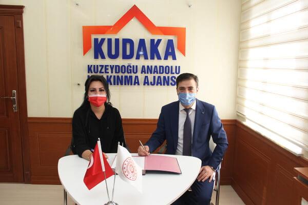 İspir Hanımeli Kooperatifi Tanıtım ve Markalaşma Projesi