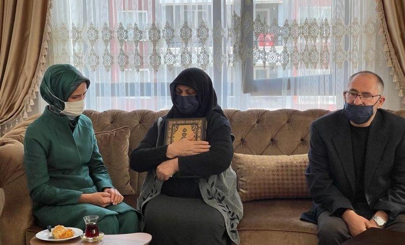 Sümeyye Erdoğan Bayraktar'dan Taziye Ziyareti