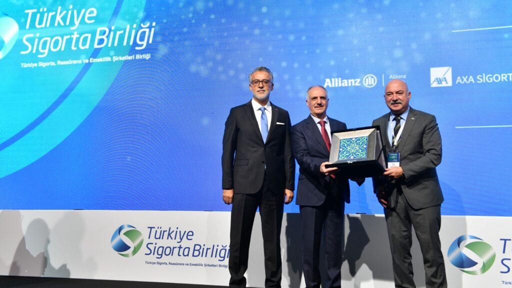 “TSB Başkanı Uğur Gülen: “Güçlü Türkiye için Güçlü Sigortacılık”