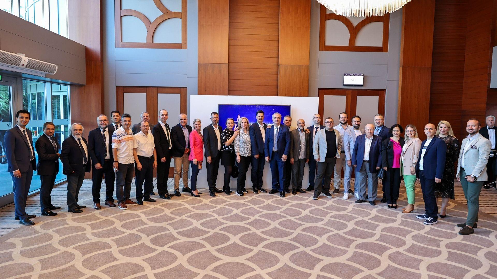 AXA Sigorta, Hem Marmara Hem de Kadıköy Bölgelerindeki İl Biricisi ve Özel Kulüp Üyesi Acenteleriyle Bir Araya Geldi