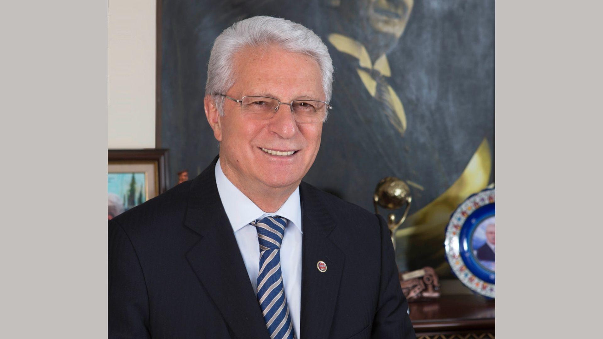 Apaydın, “Büyük Şahsiyetler Eserleri ve Fikirleri İle Anılır”