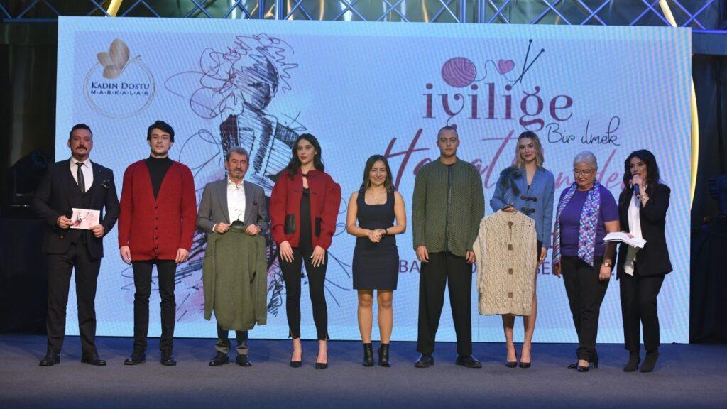 “İyiliğe Bir İlmek” Projesi, Ünlüleri Özel Bir Defilede Buluşturdu