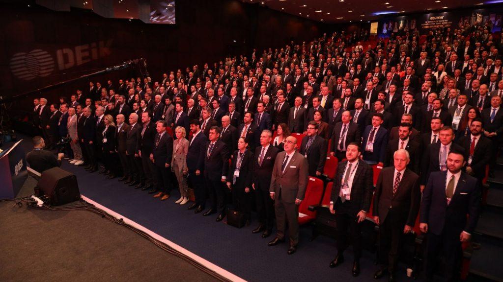 Hayat Holding’in Altı Yöneticisi DEİK İş Konseylerinde Başkanlık ve Yürütme Kurulu Üyeliklerine Seçildi 