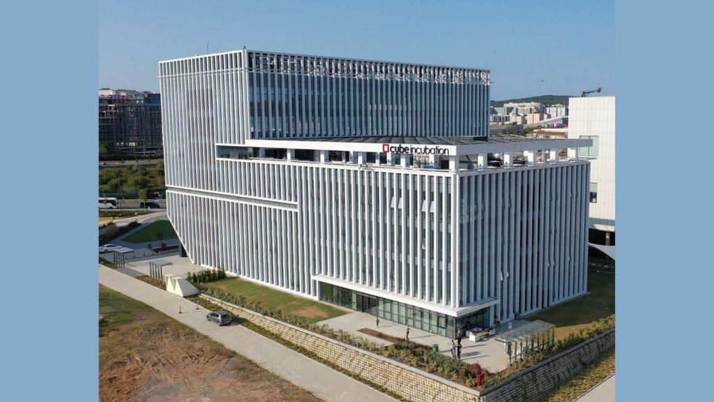 BİGG Cube Incubation Genç Girişimcileri Bekliyor