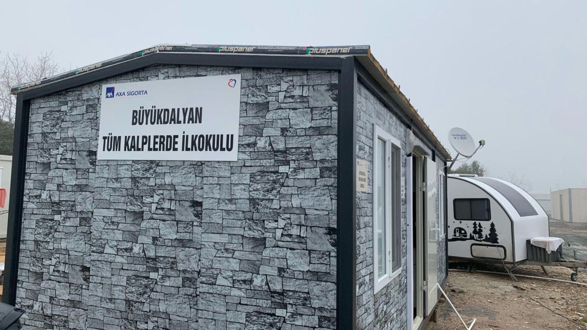 AXA Sigorta’dan Deprem Bölgesine “Hüzünlü Ama Bir O Kadar da Umutlu” Ziyaret
