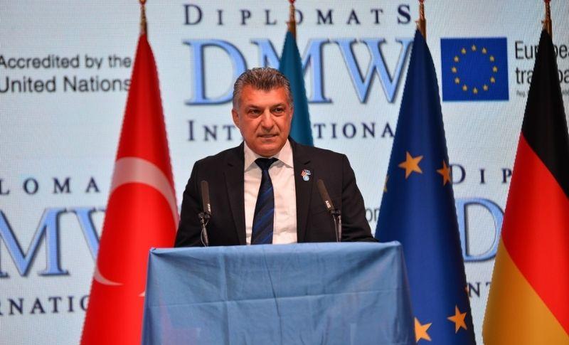 Bozçelik Güven Tazeledi… Palandöken DMW Onursal Üyeliğe Seçildi