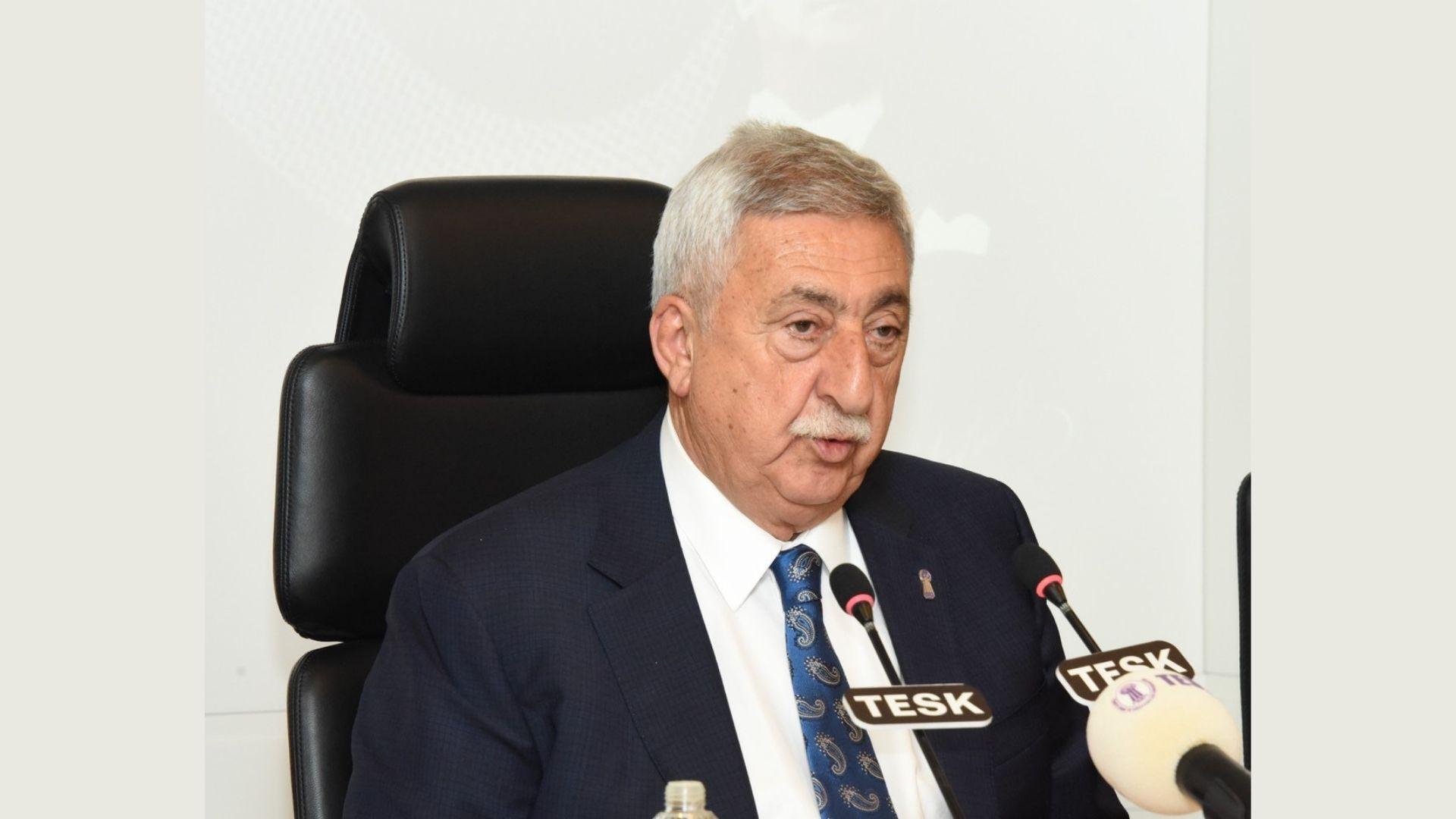 Bendevi Palandöken, “Sigara Zammı Çözüm Değil”