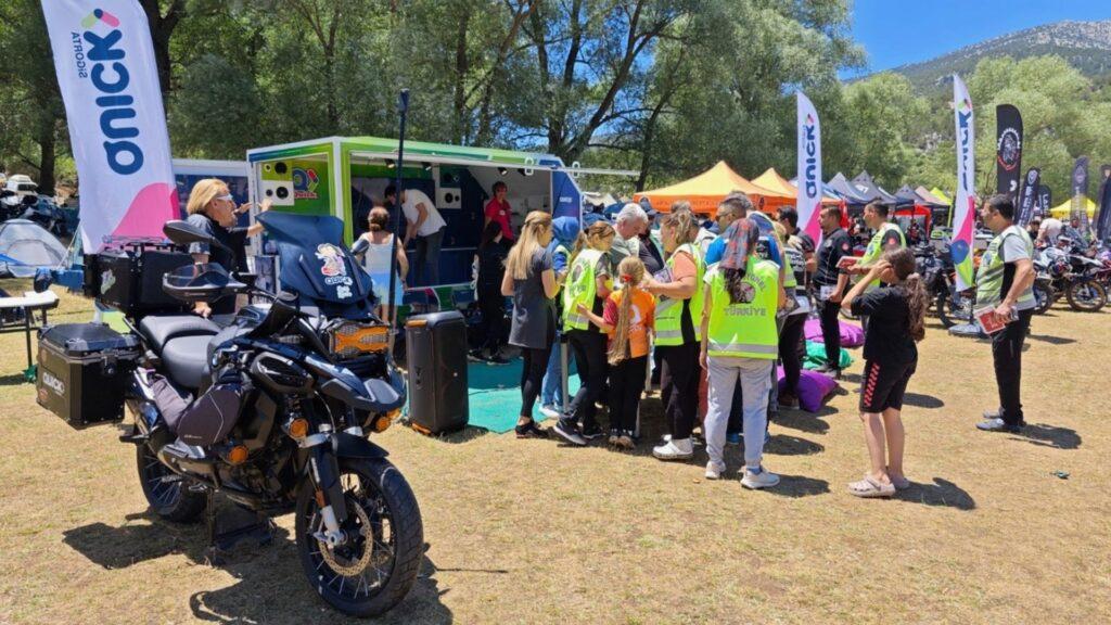 Qtruck Ve Qkaravan Bu Kez Bucak’ta Motosikletlilerle Bir Araya Geldi 1 Qtruck Ve Qkaravan Bu Kez Bucak’ta Motosikletlilerle Bir Araya Geldi