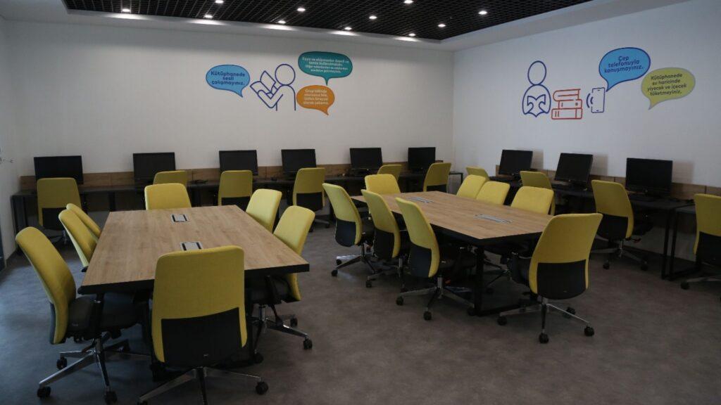 İstanbul’da Kalan Öğrencilere Günlük 43,3 Tl'ye Yurt Hizmeti