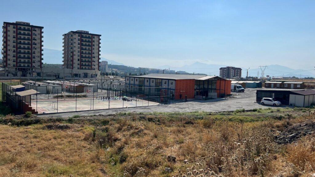 Aksigorta, Deprem Bölgesine Yardımlarını Sürdürüyor