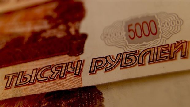 Rusya’nın Dış Ticaretinde Ruble Kullanım Oranı Artıyor