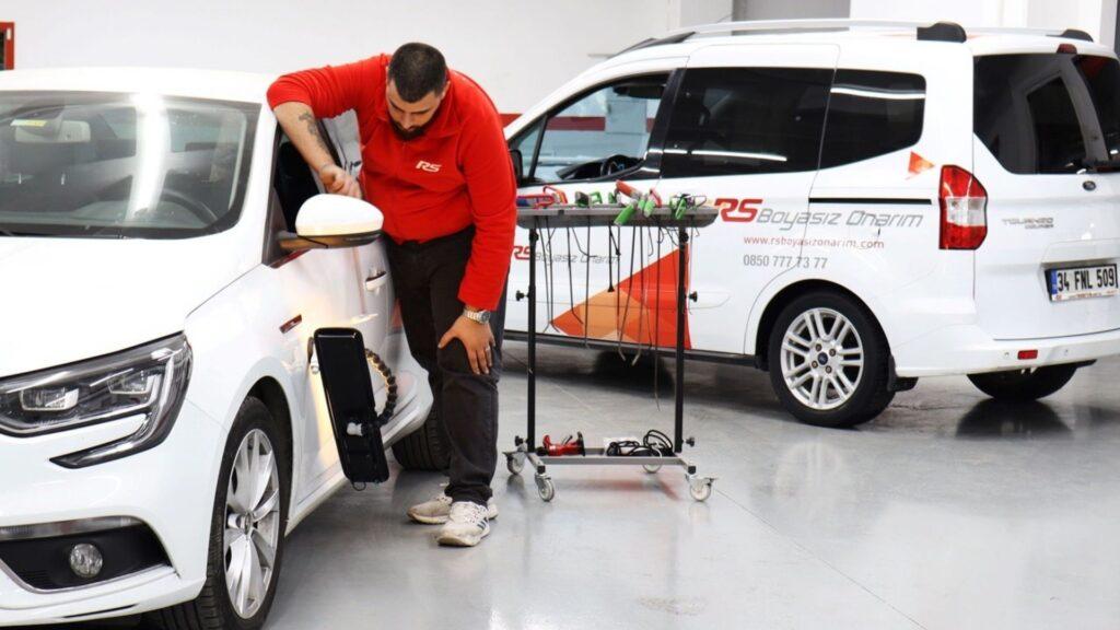 Yemek Sipariş Eder Gibi Kapıda Araç Onarımı