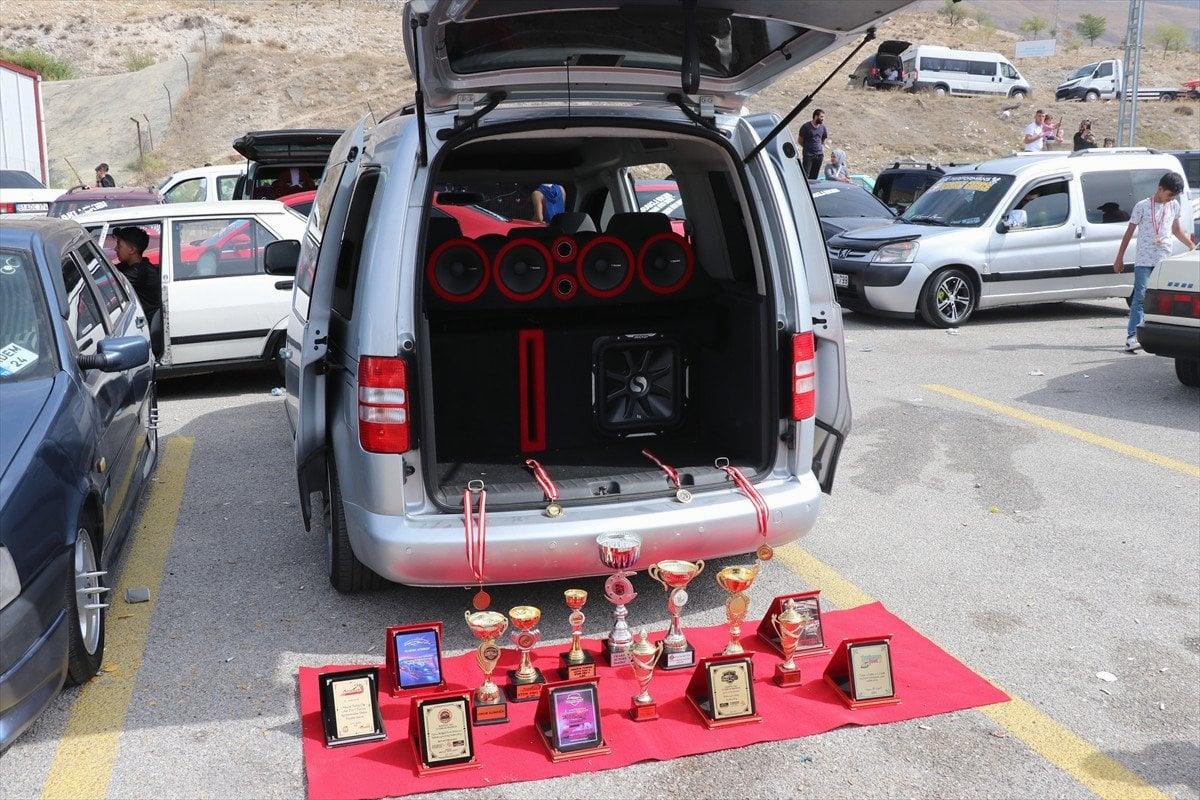 Erzincan'da Modifiye Araç Fuarı Heyecanı