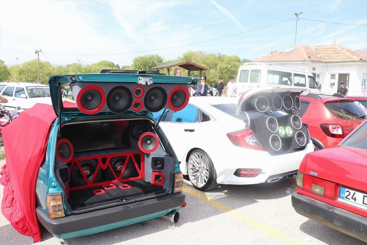 Erzincan'da Modifiye Araç Fuarı Heyecanı