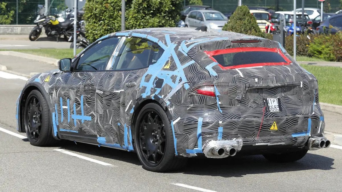Ferrari'nin Elektrikli Otomobil Stratejisi