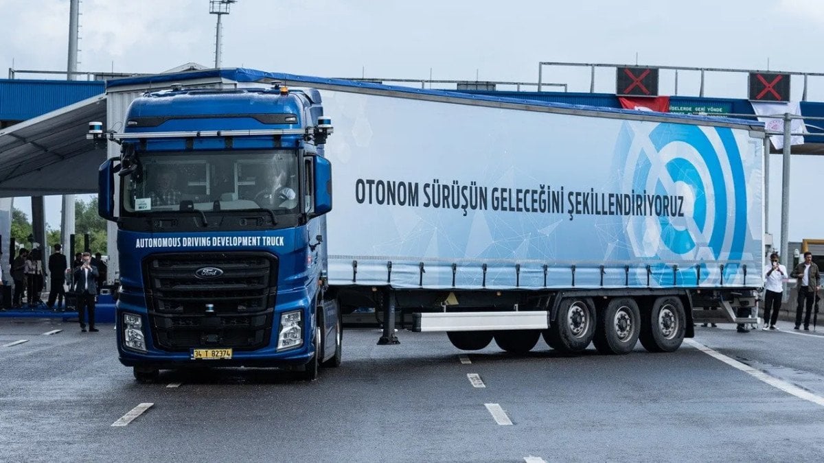 Ford Trucks'tan Otonom Kamyon Test Sürüşü Başladı