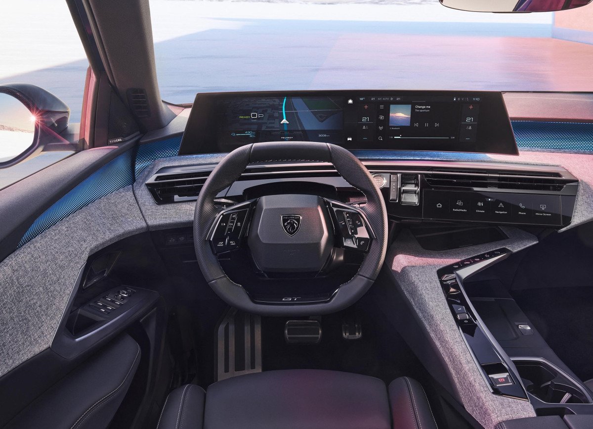 Peugeot'un Yeni SUV Modelleri: 3008 ve E-3008 Türkiye'de Satışta