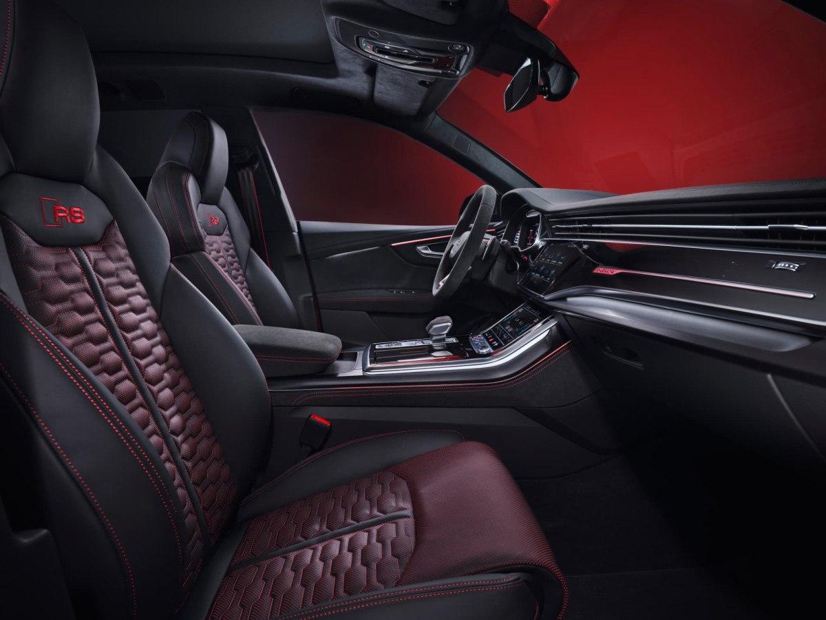 2025 Audi RS Q8 Tanıtıldı: Performans ve Teknoloji Fırtınası