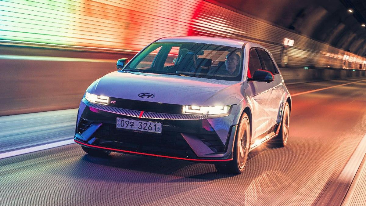 Dünya Elektrikli Araç Satışlarında Rekor Büyüme
