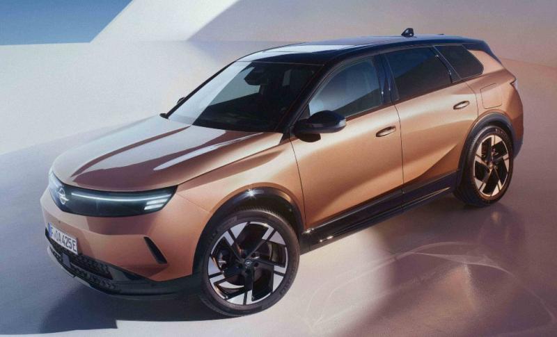 Opel Experimental Konsept Otomobili ve Yeni Grandland Modeli