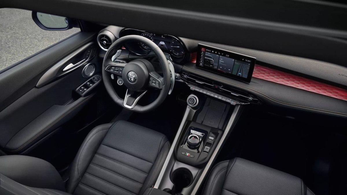 Paris Otomobil Fuarı'nda Alfa Romeo Tonale'nin Yenilikleri 1 Paris Otomobil Fuarı'nda Alfa Romeo Tonale'ye Dikkat!