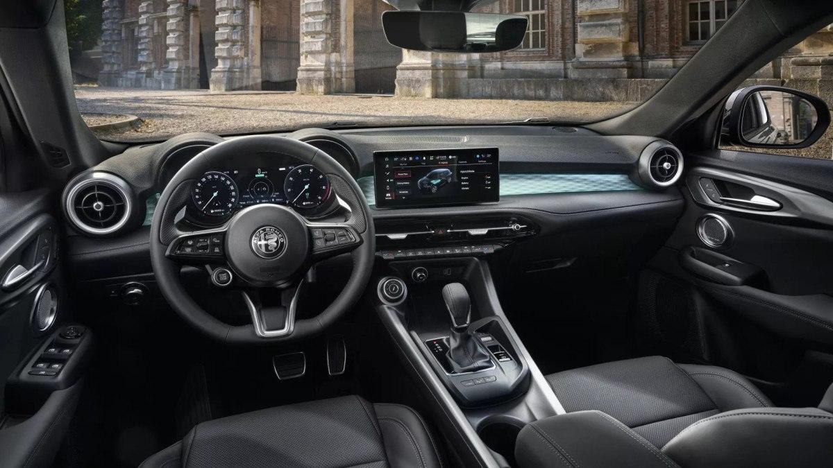 Paris Otomobil Fuarı'nda Alfa Romeo Tonale'nin Yenilikleri 3 Paris Otomobil Fuarı'nda Alfa Romeo Tonale'nin Yenilikleri