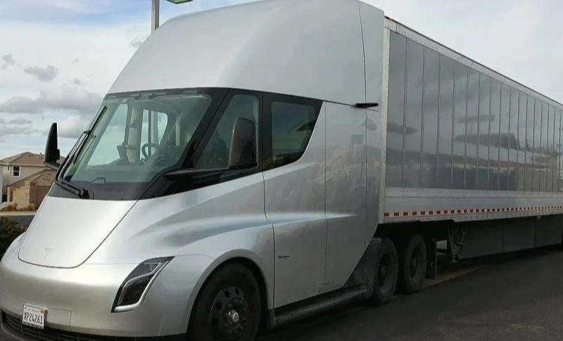 Tesla Semi: Elektrikli Taşımacılıkta Devrim ve Küresel Pazar Hedefleri