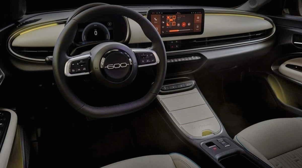 Yeni Fiat 600 Türkiye'de Satışa Sunuldu