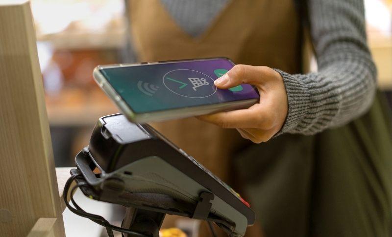 Geleneksel POS’tan SoftPOS’a: İşletmeler İçin Dönüşüm Yolculuğu