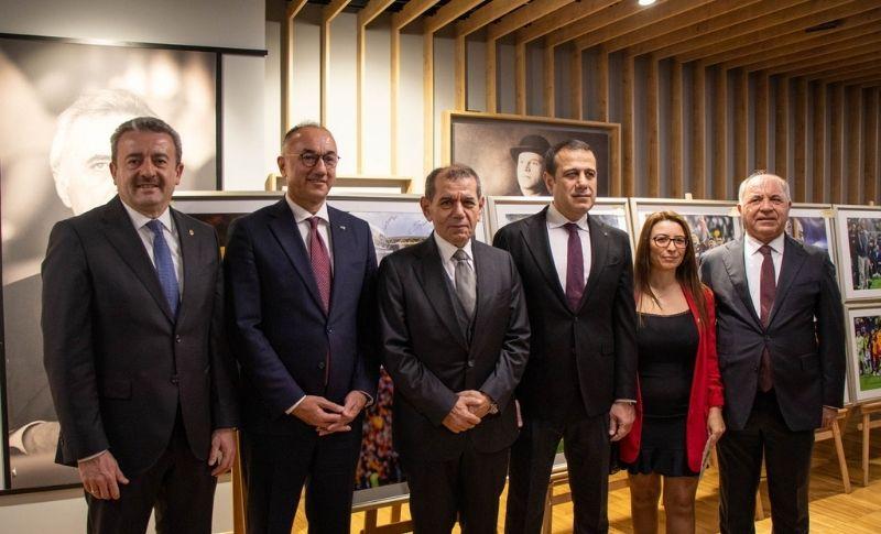 Sarı Kırmızı Kareler Yarışması Kananları Belli Oldu 3 Sarı Kırmızı Kareler Yarışması Kananları Belli Oldu | 24 Aralık 2024