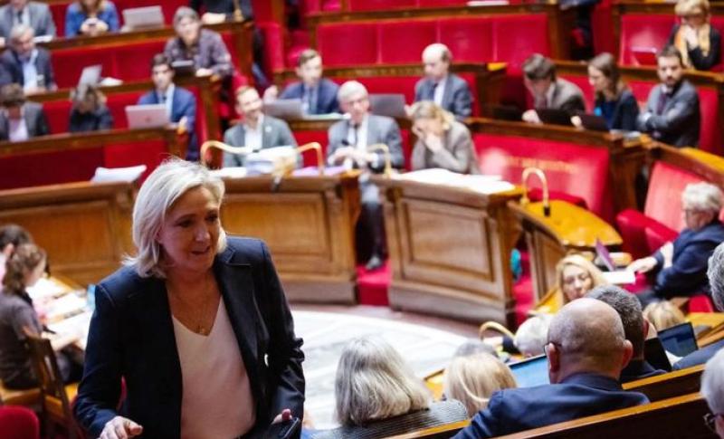 Fransa’da Siyasi Kriz ve Bütçe Tartışmaları Derinleşiyor