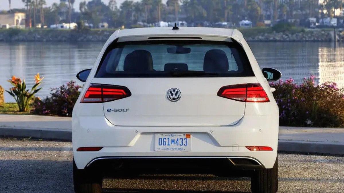 Volkswagen ve Rivian Ortaklığı ile Yeni Elektrikli Golf Modeli