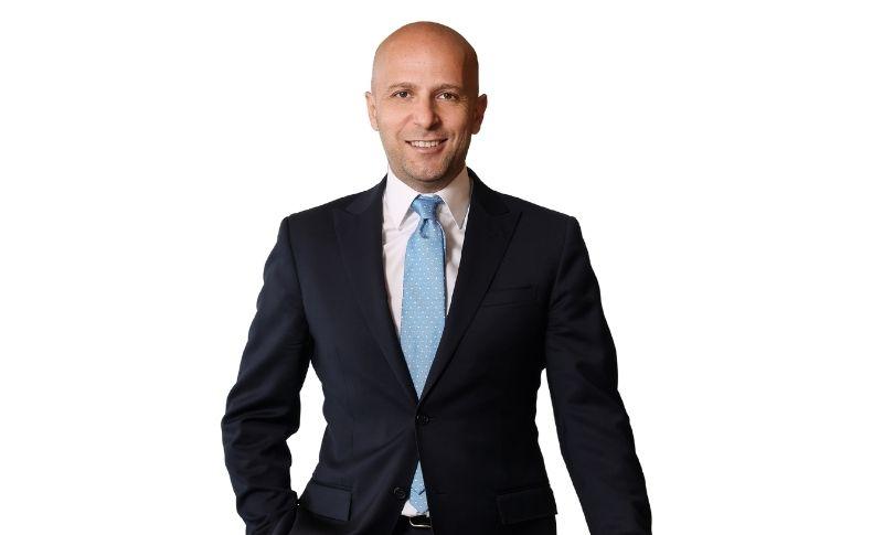 Bülent Oğuz Kimdir?