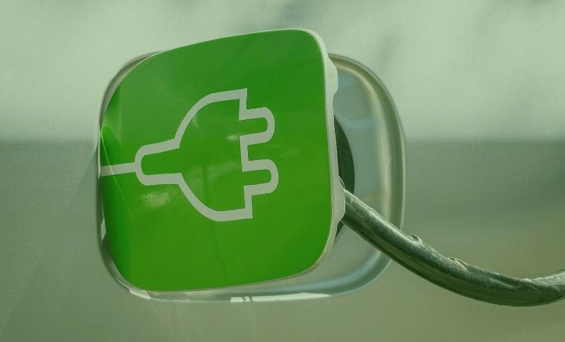 Elektrikli Araç Şarj İstasyonları Tehlike Saçıyor!