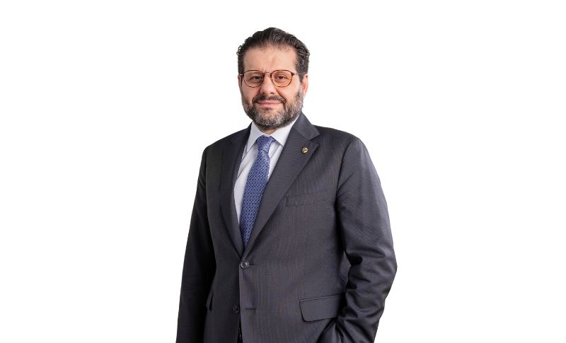 Kamil Kalyon Kimdir?