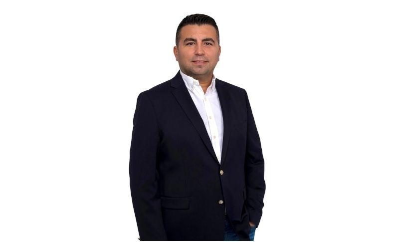 Onur Oğuz Kimdir?