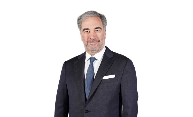 Sinan Özkök Kimdir?