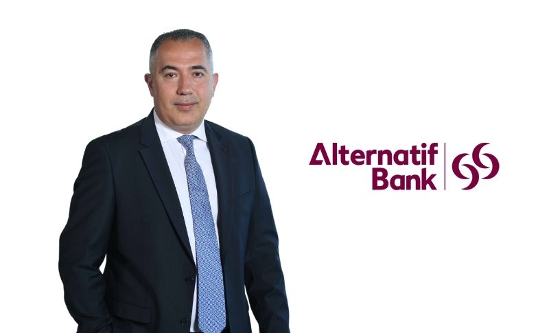 Ozan Kırmızı Kimdir?