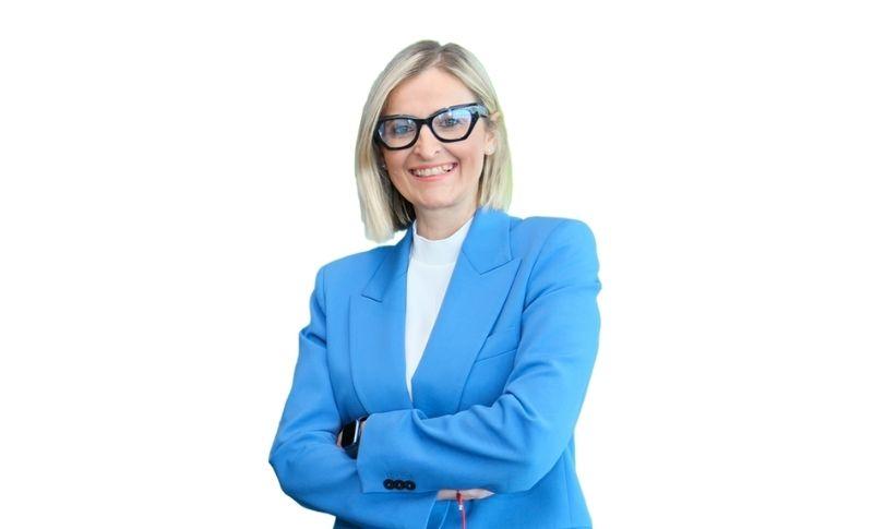 Buket Erşan Kimdir?