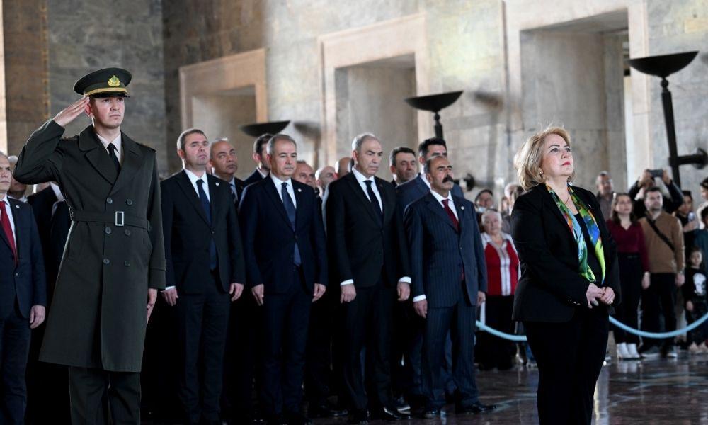 Anadolu Sigorta, 100. Yaşında Ata’nın Huzurunda | 8 Mart 2025