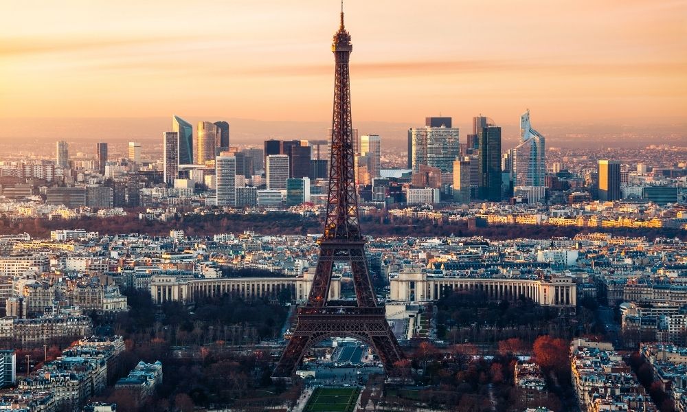 Fransa’da Yaşamak: Göçmen, Öğrenci, Aile Birleşimi, Çalışma, Oturma ve Turist Statüsü