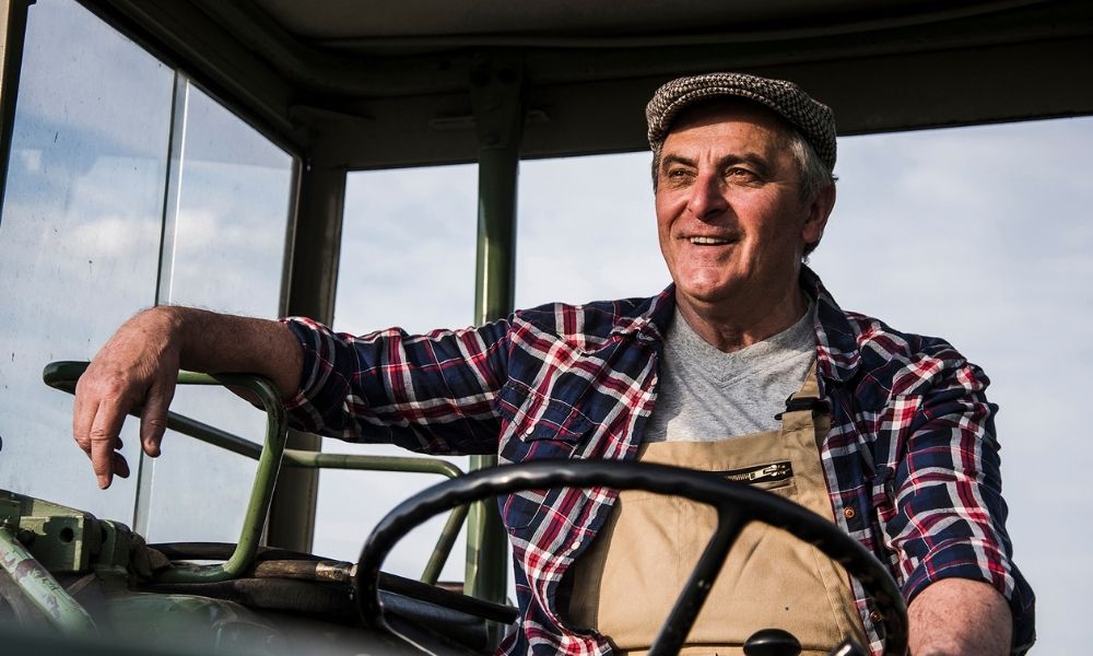 Akbank Çiftçilerin Yanında