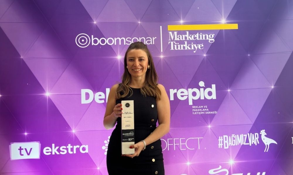 Quick Sigorta, Brandverse Awards’den Altın Ödülle Döndü 2 Funda Çakar Deniz
